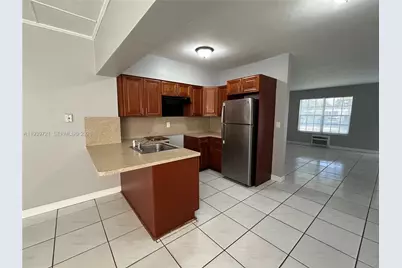 15020 NE 6th Pl #15020, Miami, FL 33161 - Photo 10