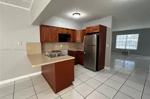 15020 NE 6th Pl, Miami, FL 33161 - Photo 10