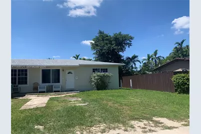 15020 NE 6th Pl #15020, Miami, FL 33161 - Photo 2