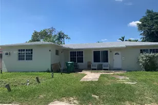 15020 NE 6th Pl, Miami, FL 33161 - Photo 1