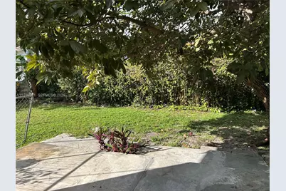 15020 NE 6th Pl #15020, Miami, FL 33161 - Photo 26