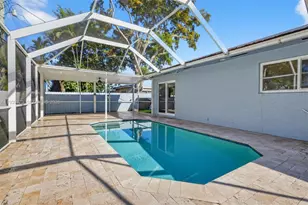 2410 Gulfstream Dr, Miramar, FL 33023 - Photo 8