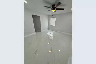 1649 NE 30th Ct, Pompano Beach, FL 33064 - Photo 8