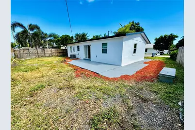 1649 NE 30th Ct, Pompano Beach, FL 33064 - Photo 16