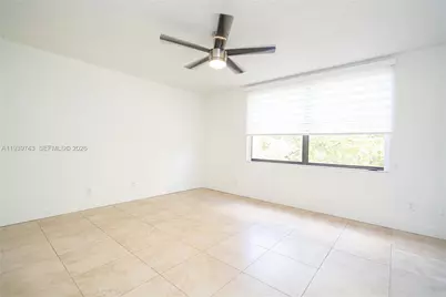 3753 Estepona Ave #19S3, Doral, FL 33178 - Photo 32