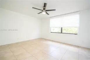 3753 Estepona Ave, Doral, FL 33178 - Photo 32