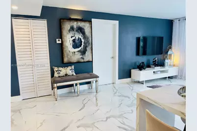 1740 NW N River Dr #626, Miami, FL 33125 - Photo 8