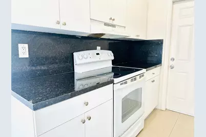 [Address not provided], North Miami Beach, FL 33162 - Photo 6