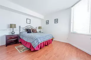 335 S Biscayne Blvd, Miami, FL 33131 - Photo 16