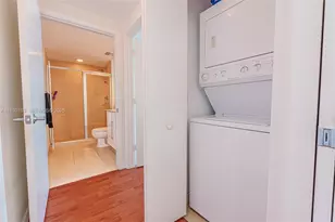 335 S Biscayne Blvd, Miami, FL 33131 - Photo 12