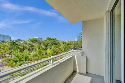 2600 NE 187th St #202, Aventura, FL 33180 - Photo 34