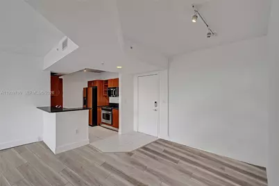 2600 NE 187th St #202, Aventura, FL 33180 - Photo 8