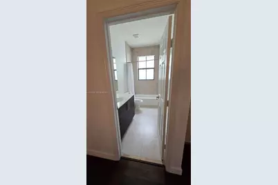 10320 NW 70th Ter #10320, Doral, FL 33178 - Photo 16