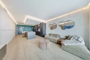 900 Biscayne Blvd, Miami, FL 33132 - Photo 10