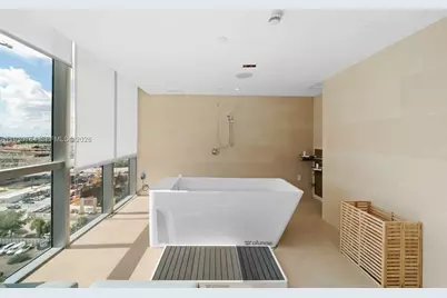 900 Biscayne Blvd #3105, Miami, FL 33132 - Photo 42