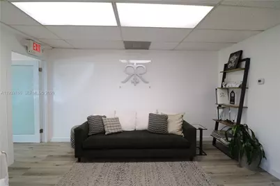 7452 SW 48th St, Miami, FL 33155 - Photo 6