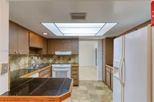 4806 Banyan Ln, Tamarac, FL 33319 - Photo 18
