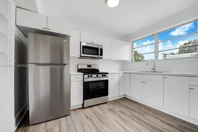 1736 SW 9th St, Miami, FL 33135 - Photo 8