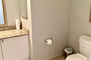 19501 W Country Club Dr, Aventura, FL 33180 - Photo 34