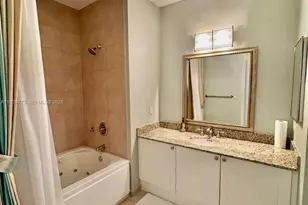 19501 W Country Club Dr, Aventura, FL 33180 - Photo 22