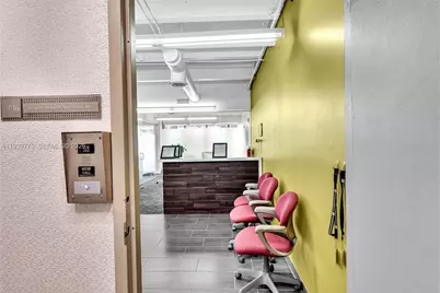 1680 Michigan Ave, Miami Beach, FL 33139 - Photo 16