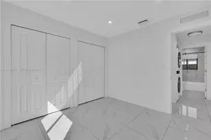 2490 NW 44th St, Miami, FL 33142 - Photo 12