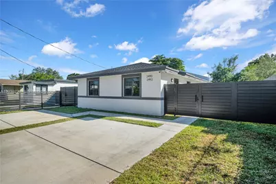 2490 NW 44th St, Miami, FL 33142 - Photo 2