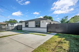 2490 NW 44th St, Miami, FL 33142 - Photo 2