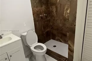 1201 NW 79th Way, Pembroke Pines, FL 33024 - Photo 4