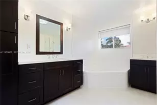 11071 NW 47th Ln, Doral, FL 33178 - Photo 28