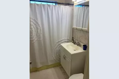 653 Michigan Ave #10, Miami Beach, FL 33139 - Photo 2