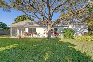 9012 Lake Park Cir S, Davie, FL 33328 - Photo 34