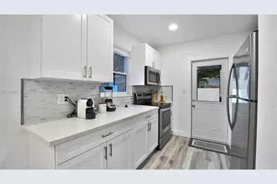 1441 NE 154th Ter, North Miami Beach, FL 33162 - Photo 12