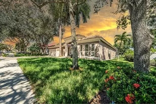 8041 Bermuda Point Ln, Davie, FL 33328 - Photo 4