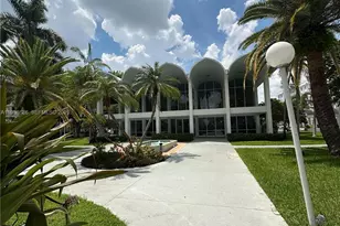 496 NW 165th St Rd, Miami, FL 33169 - Photo 10