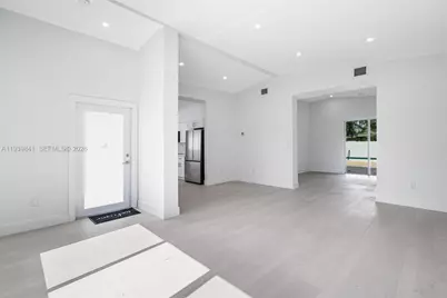 2115 NW 129th St, Miami, FL 33167 - Photo 8