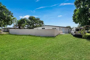 2115 NW 129th St, Miami, FL 33167 - Photo 38