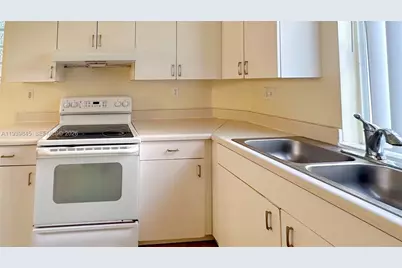 6928 SW 39th St #A101, Davie, FL 33314 - Photo 10