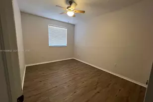 721 SW 107th Ave, Pembroke Pines, FL 33025 - Photo 14