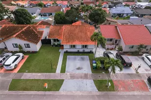 14766 SW 81st St, Miami, FL 33193 - Photo 2