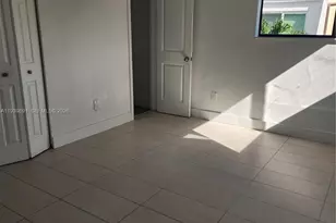 2345 NE 135th St, North Miami, FL 33181 - Photo 12