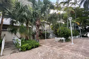 770 NE 69th St, Miami, FL 33138 - Photo 34