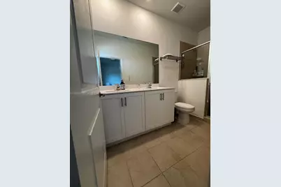 328 NE 208th Ter, Miami, FL 33179 - Photo 8