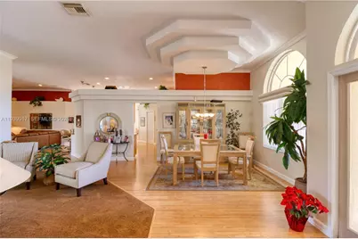 2531 NW 106th Ave, Coral Springs, FL 33065 - Photo 10