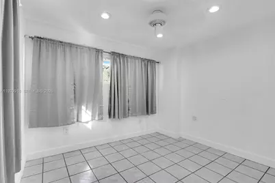 3274 NW 100th St, Miami, FL 33147 - Photo 34