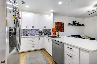 5737 NW 114th Path #113, Doral, FL 33178 - Photo 16