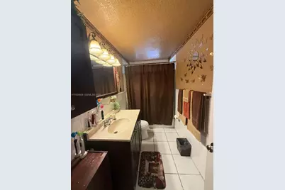 3270 NW 132nd Ter, Opa-Locka, FL 33054 - Photo 8