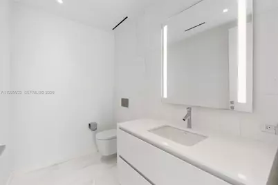 300 Biscayne Blvd Way #4207, Miami, FL 33131 - Photo 22