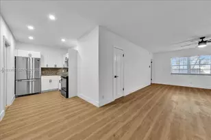 2426 SE 17th St, Fort Lauderdale, FL 33316 - Photo 12