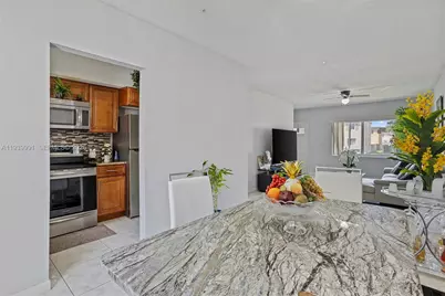 422 NW 84th St #422, Miami, FL 33150 - Photo 6